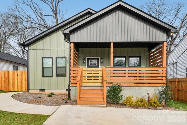 111 Crowell Drive SW, Concord, NC 28025