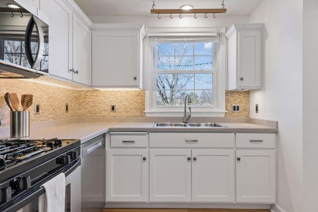 3976 Princeton Avenue, Saint Louis Park, MN 55416