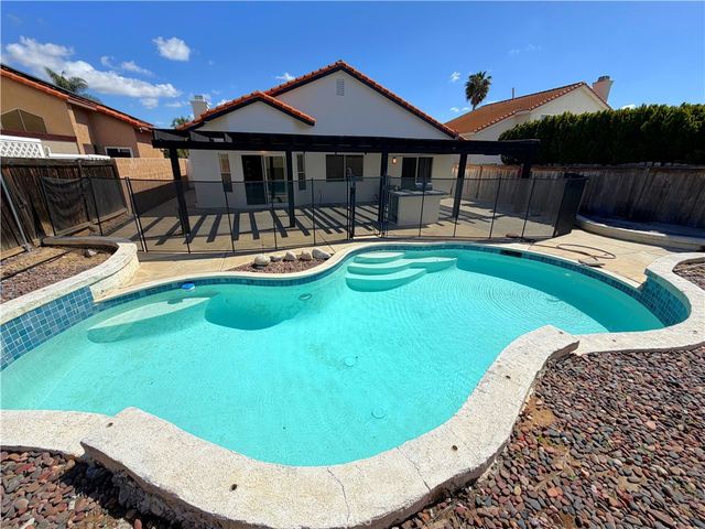 40018 Notting Hill Road, Murrieta, CA 92563