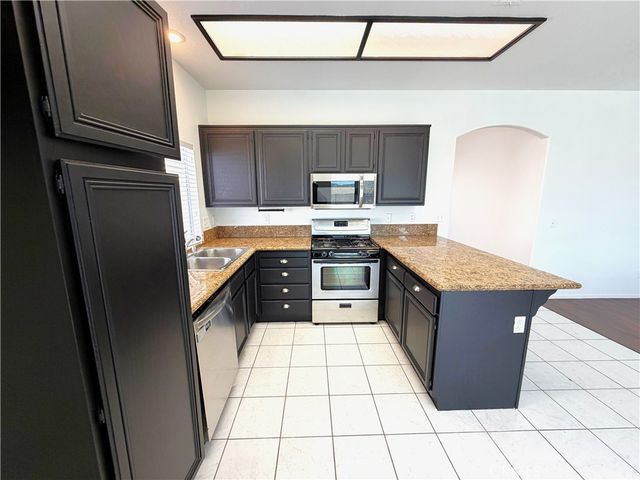 40018 Notting Hill Road, Murrieta, CA 92563