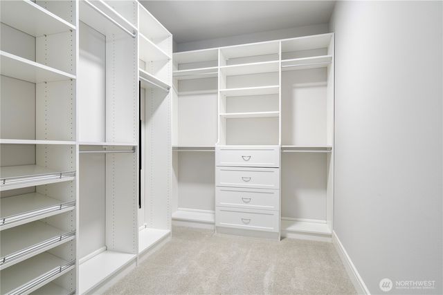 4814 240 Place SE, Sammamish, WA 98029