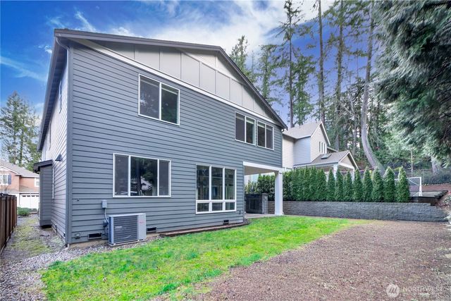 4814 240 Place SE, Sammamish, WA 98029
