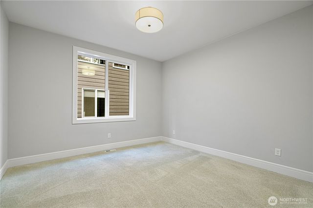 4814 240 Place SE, Sammamish, WA 98029