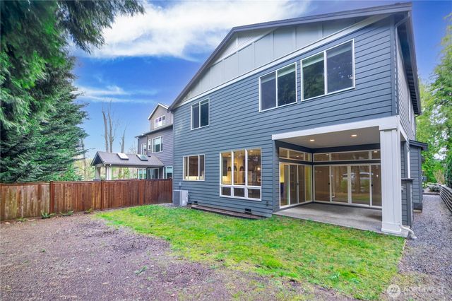 4814 240 Place SE, Sammamish, WA 98029