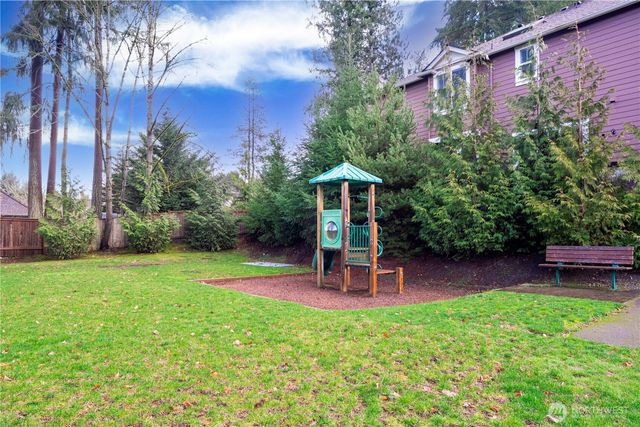 4814 240 Place SE, Sammamish, WA 98029
