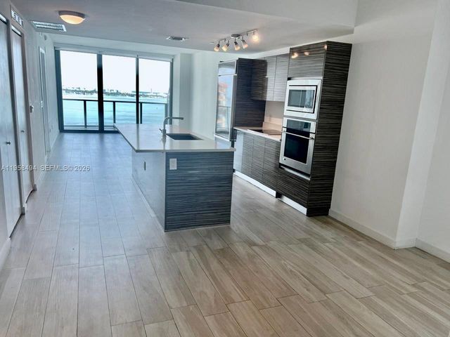 460 NE 28th St 2603, Miami, FL 33137