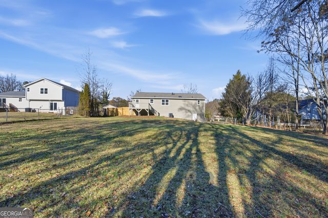 58 Fox Creek Drive, Dallas, GA 30157