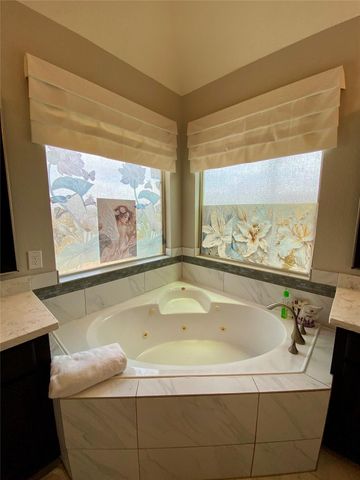 12279 Oxford Crescent Circle, Houston, TX 77082