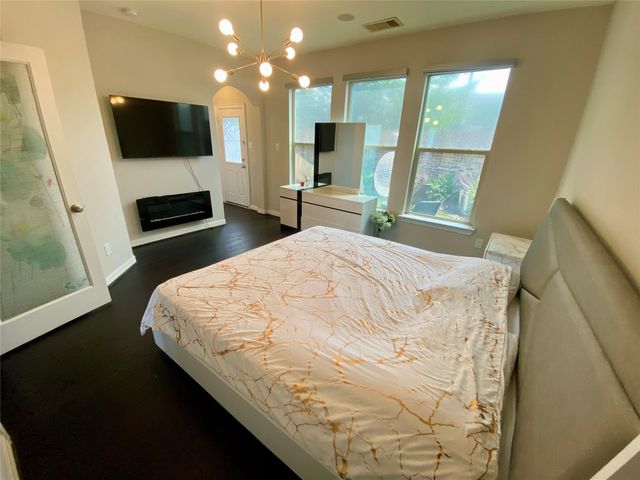 12279 Oxford Crescent Circle, Houston, TX 77082