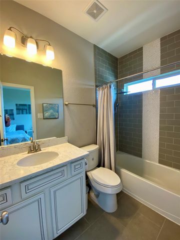 12279 Oxford Crescent Circle, Houston, TX 77082
