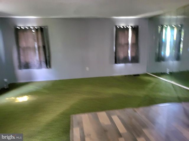 4 EDGEMONT LN, Willingboro, NJ 08046