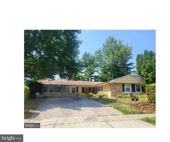 4 EDGEMONT LN, Willingboro, NJ 08046