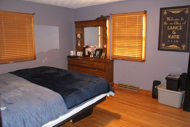 8 Edgelea Circle, Clinton, IL 61727