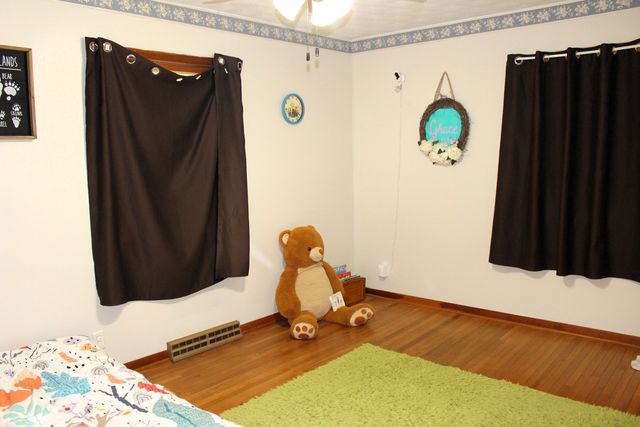 8 Edgelea Circle, Clinton, IL 61727