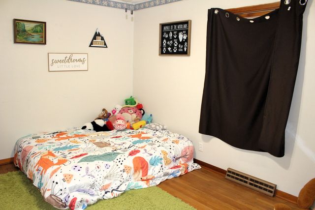 8 Edgelea Circle, Clinton, IL 61727