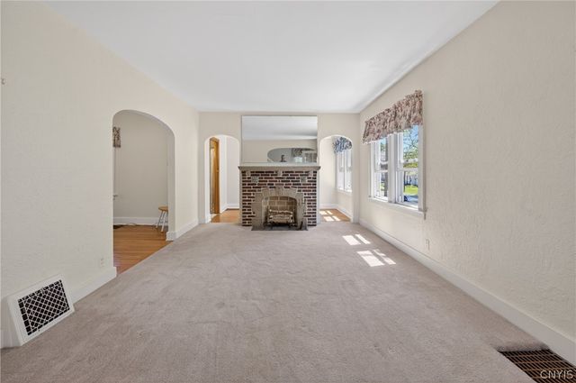 109 Craton St, Syracuse, NY 13203