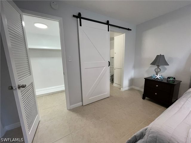 170 Turtle Lake CT 103, Naples, FL 34105