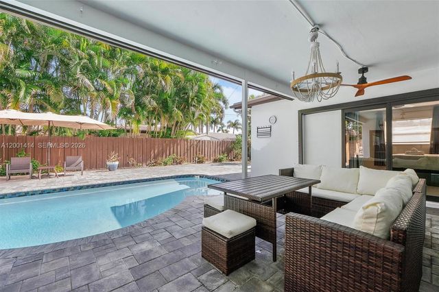 5800 NE 18th Avenue, Fort Lauderdale, FL 33334