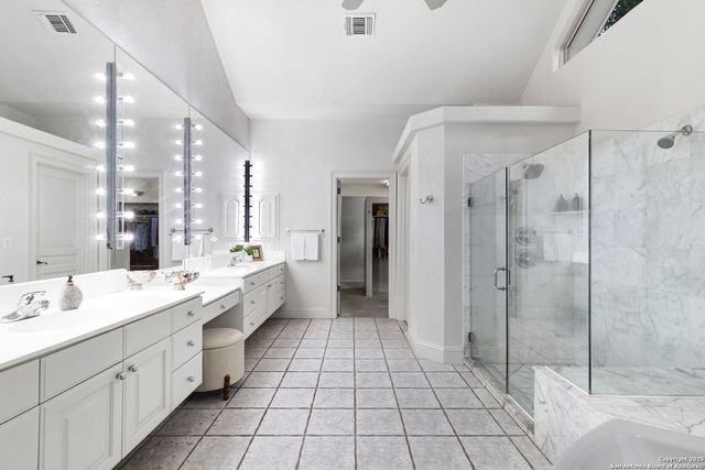 14122 Bluff Manor, San Antonio, TX 78216