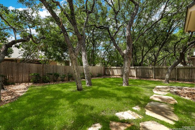 14122 Bluff Manor, San Antonio, TX 78216