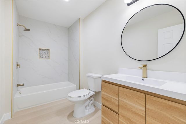 7108 Quakertown Avenue, Winnetka, CA 91306