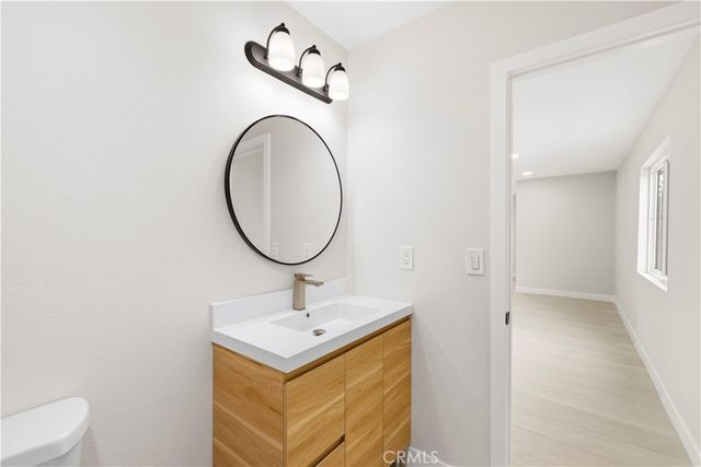 7108 Quakertown Avenue, Winnetka, CA 91306
