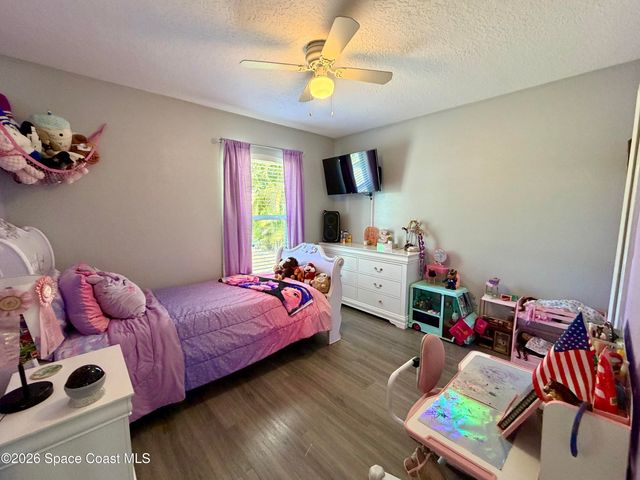 8425 94th Avenue, Vero Beach, FL 32967