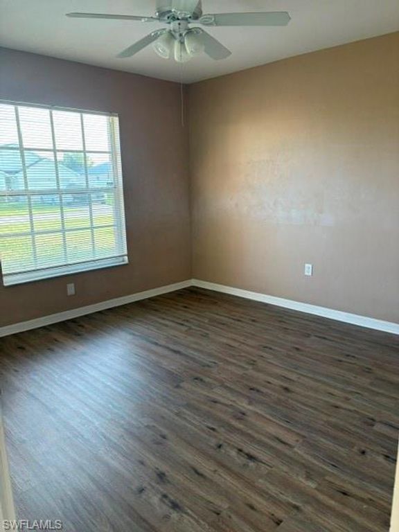 Image 5 of property listing at 1822 SW 18th ST, Cape Coral, FL 33991