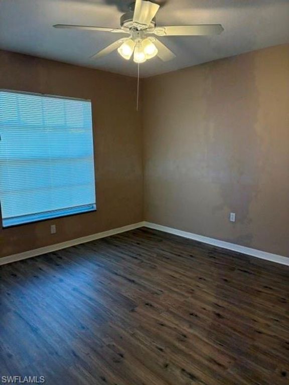Image 7 of property listing at 1822 SW 18th ST, Cape Coral, FL 33991