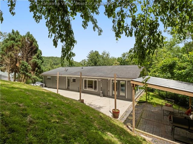 1511 Hunter Drive, Charleston, WV 25311