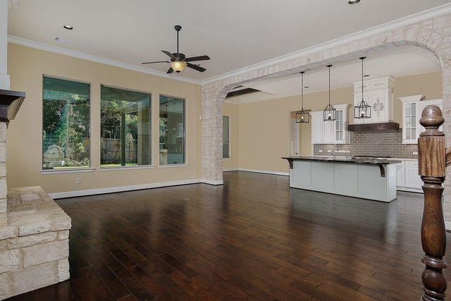 330 Mill Creek Road, Pinehurst, TX 77362