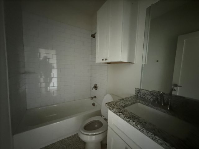 100 Kentucky Drive, Willow Park, TX 76087