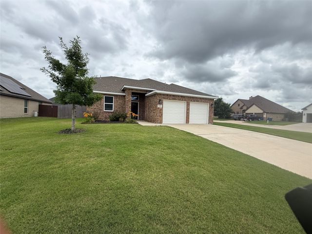 100 Kentucky Drive, Willow Park, TX 76087