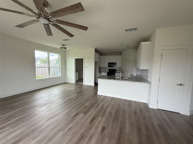 100 Kentucky Drive, Willow Park, TX 76087