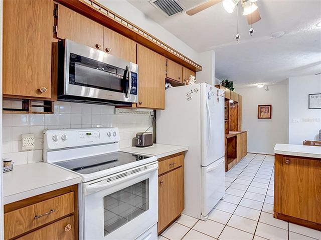 2201 LADYWOOD COURT, Brandon, FL 33511