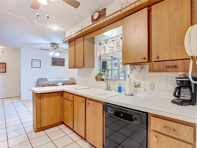 2201 LADYWOOD COURT, Brandon, FL 33511