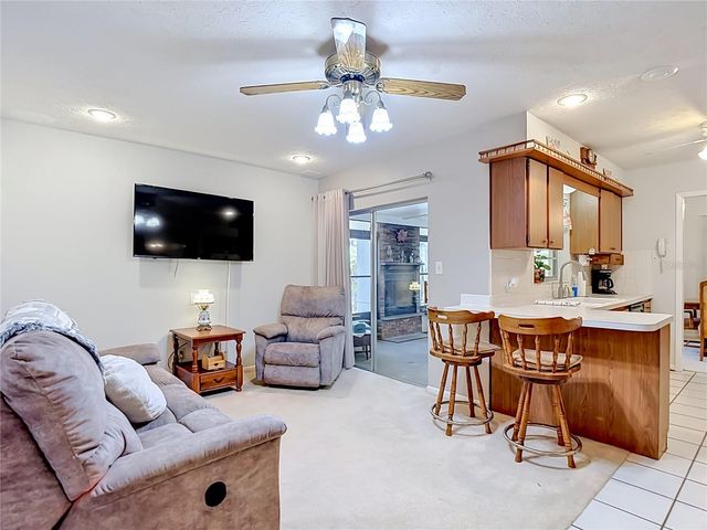 2201 LADYWOOD COURT, Brandon, FL 33511