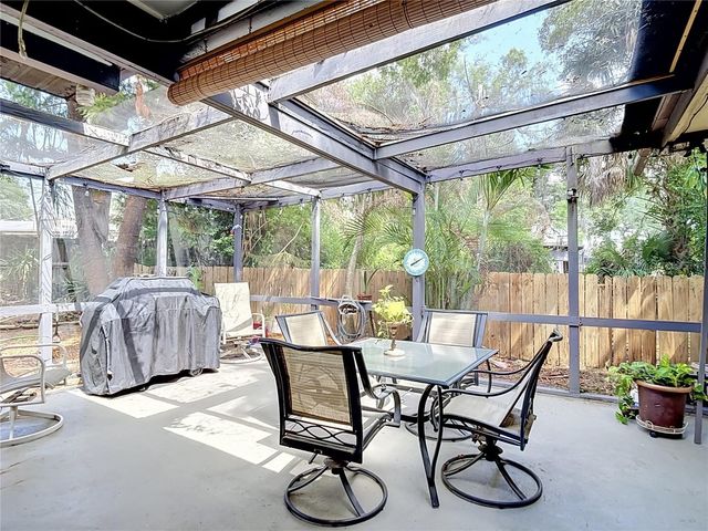 2201 LADYWOOD COURT, Brandon, FL 33511
