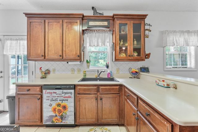103 Rainwater Court, Mcdonough, GA 30252