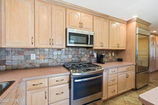 9 Dwight Drive, Ocean Twp, NJ 07712