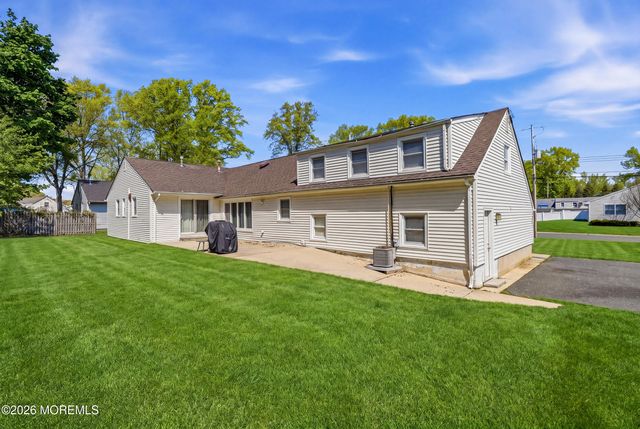 9 Dwight Drive, Ocean Twp, NJ 07712