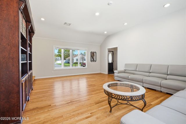 9 Dwight Drive, Ocean Twp, NJ 07712