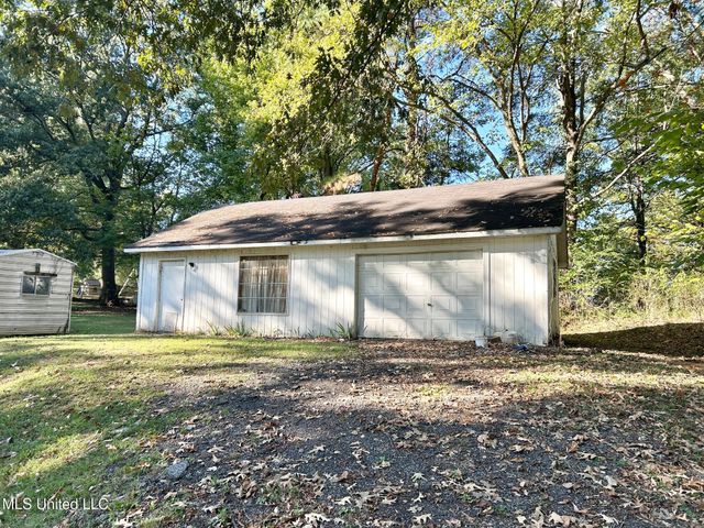 5562 Caroline Drive, Horn Lake, MS 38637