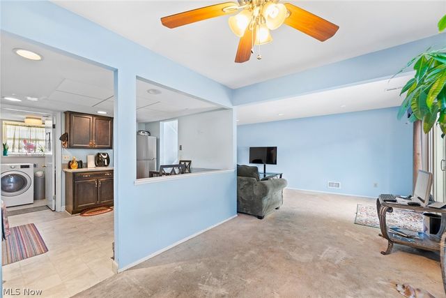 8851 Holly Lane, Olmsted Falls, OH 44138