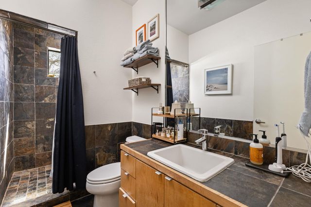1708 Harvey ST 1, Austin, TX 78702
