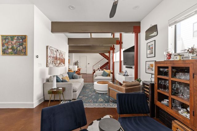 1708 Harvey ST 1, Austin, TX 78702