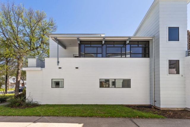 1708 Harvey ST 1, Austin, TX 78702