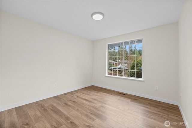 15516 21st Avenue Ct E, Tacoma, WA 98445