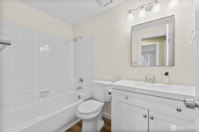 15516 21st Avenue Ct E, Tacoma, WA 98445