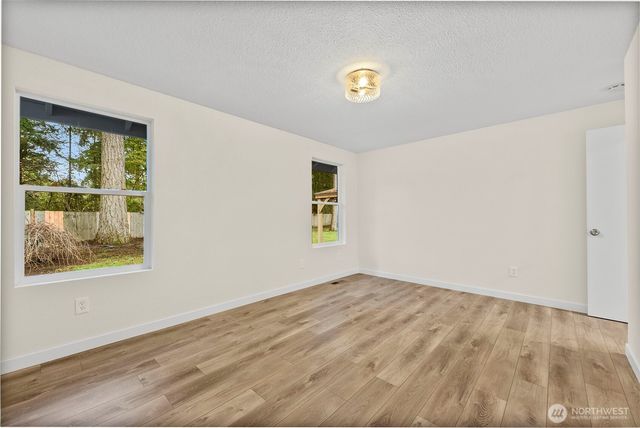 15516 21st Avenue Ct E, Tacoma, WA 98445